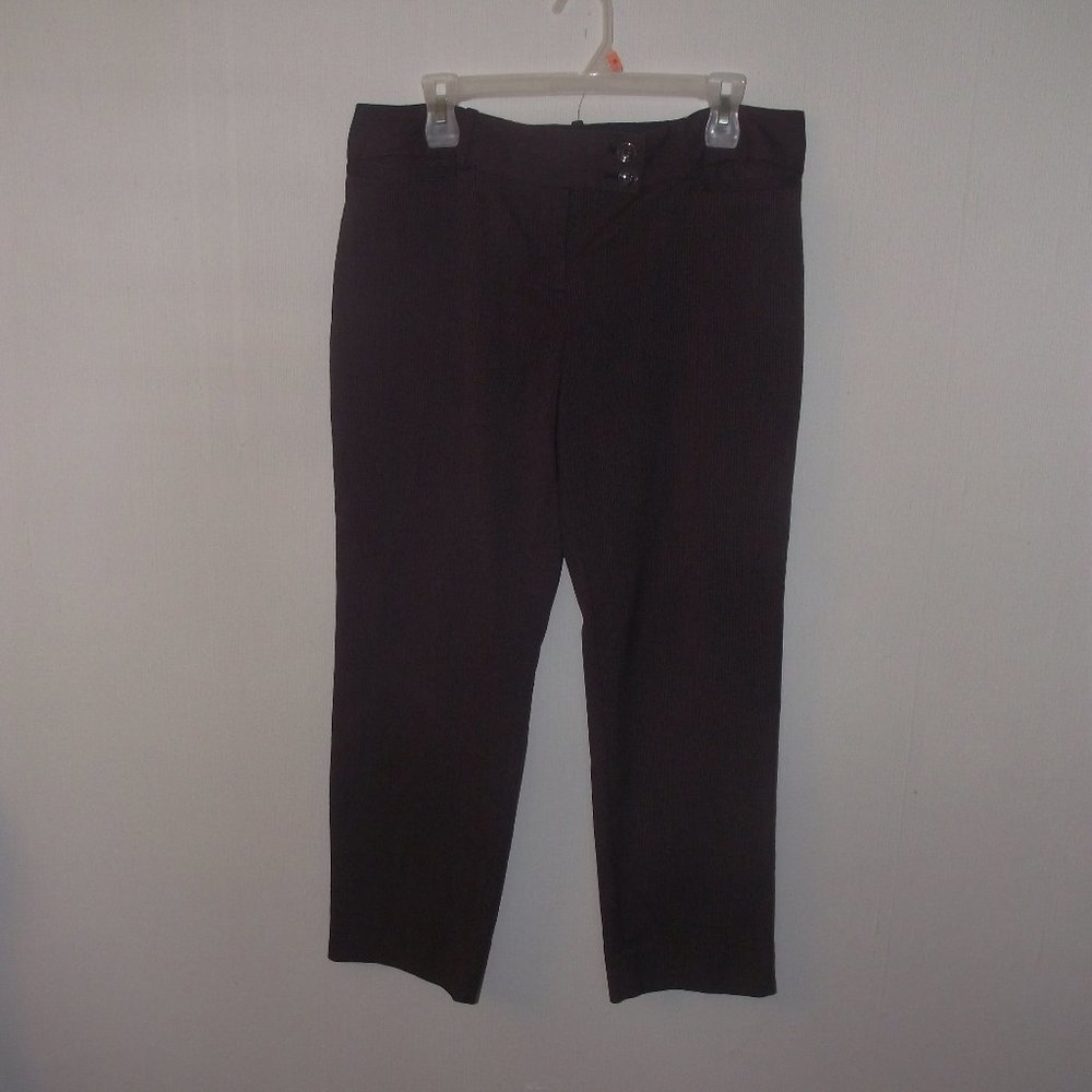 6 for $36 The Limited Drew Fit crop pant